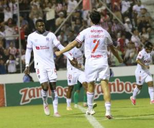 Imágenes del desarrollo del partido.