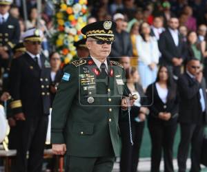 El general sostuvo que, durante su gestión, las <b>Fuerzas Armadas</b> fueron respetuosas con los periodistas.