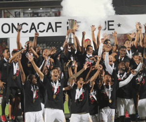 Así fue el festejo de los jugadores olimpistas tras coronarse campeones de la Concacaf League 2022.