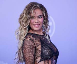 'No me arrepiento de sentir tanto' es el nombre del nuevo disco de estudio de la cantante colombiana Karol G, cuyo lanzamiento será el 7 de agosto.