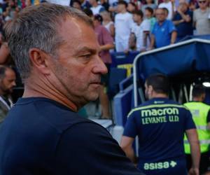 Hansi Flick también habla de la culpa en el primer gol recibido por Levante.