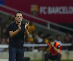 Xavi Hernández durante su etapa como técnico del Barcelona.