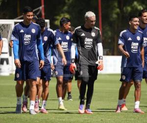 Después de la práctica a puerta cerrada donde el Piojo pulió por última vez su planteamiento.