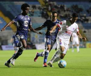 Imágenes del desarrollo del partido.