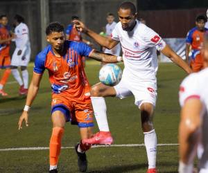 Imágenes del desarrollo del partido.