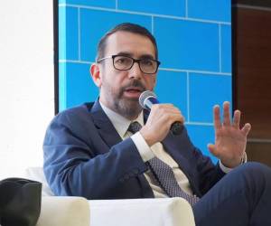 Sergio Roberto Amaya, presidente ejecutivo del Banco Nacional para la Producción y la Vivienda (Banprovi), detalló que los recursos son del préstamo Banco de Desarrollo de América Latina y el Caribe (CAF).