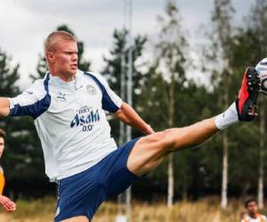 Haaland demanda a la aerolínea Norwegian por uso ilícito de su imagen durante el Mundial