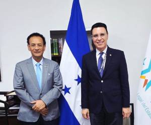 El ministro-director del Instituto Nacional Agrario (INA), Javier Talavera, sostuvo un encuentro de acercamiento con el Procurador General de la República, Dagoberto Aspra.