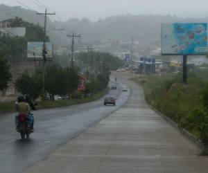 Las precipitaciones se intensificarán en regiones centro y noroccidente con actividad eléctrica, mientras el sur tendrá eventos aislados.