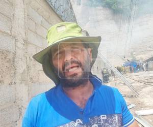 Por apenas unos cuantos pasos, Allan Alexis Martínez Silva se convirtió en uno de los sobrevivientes al derrumbe de un cerro en el anillo periférico, percance que genera consternación este martes 23 de junio en la capital de Honduras. El conductor de tanque contó a EL HERALDO cómo logró sobrevivir.
