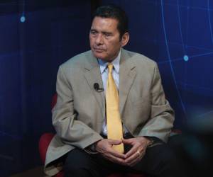 El candidato a alcalde de la capital detalló su plan en Hablemos de Política.