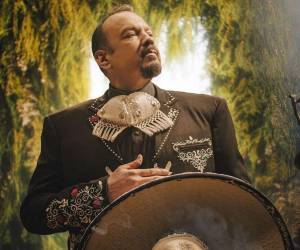 Pepe Aguilar habló sobre su trayectoria en una reciente entrevista con The Editorial México, abordando su historia profesional y los valores que la han sostenido.