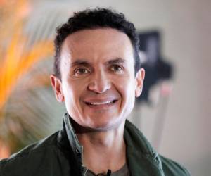 El cantante colombiano Fonseca, que se presentará en Honduras el 28 de junio junto a Carlos Vives, inicia su gira musical por Estados Unidos.