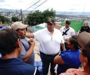 Aldana hizo el primer llamado a las personas que se rehúsan a evacuar la colonia Guillén de la capital, la cual está en riesgo por una falla geológica.