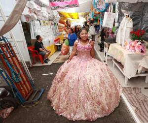 La asociación Nueva Alternativa de Trabajo Independiente celebró este viernes en Ciudad de México un cumpleaños comunitario con niños en riesgo de exclusión social por su situación de calle.