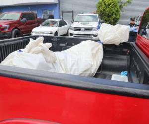 Tras ser sacado de los escombros, el cadáver de Félix Núñez fue trasladado hasta la morgue capitalina. Aquí las imágenes de su extracción y traslado.