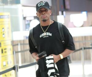 Deybi Flores viajó a Luanda, Angola, para unirse a su equipo tras estar con la H.