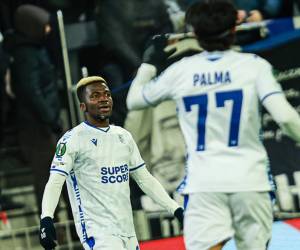 Luis Palma estuvo todo el partido con el Lech Poznan por Conference.