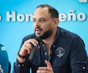 Ehrler señaló que el mercado meta de la campaña es de aproximadamente 400,000 personas que se espera se movilicen hacia distintos destinos turísticos del país durante el período vacacional.