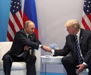 Putin llama a Trump por sus 80 años y ambos ven cerca el acuerdo con Irán.