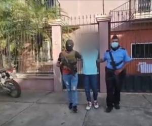 El miembro de la banda denominada “Los Pelones” fue detenido por las autoridades policiales.