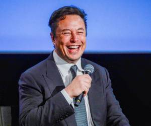 El hombre más rico del mundo, Elon Musk.
