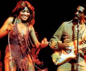 “The Ike and Tina Turner Revue” se convirtió en una de las bandas negras más populares en los años 60.