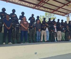 Los 14 sujetos fueron detenidos durante intensos operativos e varios varios y colonias controlados por la pandilla 18.