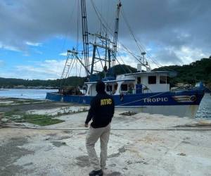 Las embarcaciones Tropic y Doble E están en las aguas del municipio de José Santos Guardiolas, Islas de la Bahía y La Ceiba, Atlántida, respectivamente.