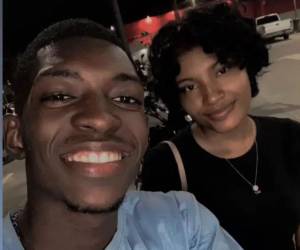 El creador de contenido conocido como “Dembelé hondureño” se pronunció por primera vez sobre la muerte de su pareja, Briana Ninell Centeno, en un video difundido en sus redes sociales, donde expresó su duelo y respondió a los señalamientos surgidos tras el fallecimiento.