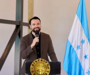 El CNE continúa sin emitir resultados de las elecciones generales, en medio de cuestionamientos por el retraso en los resultados.