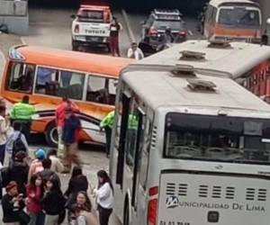 El Ministerio de Salud (Minsa) indicó en un comunicado que nueve de los heridos fueron trasladados al Hospital Arzobispo Loayza.