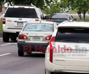 Los vehículos deberán portar sus nuevas placas para evitar que se apliquen sanciones. Ya no se darán más plazos para el “replaqueo”.