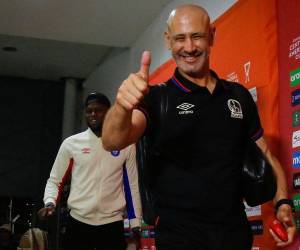 Eduardo Espinel busca ganar su primer título internacional con Olimpia.