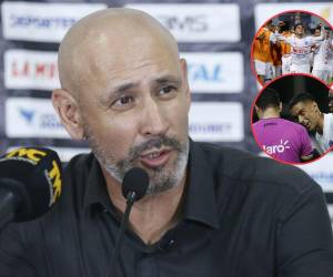 El director técnico uruguayo se mostró satisfecho por la victoria y el rendimiento del equipo.