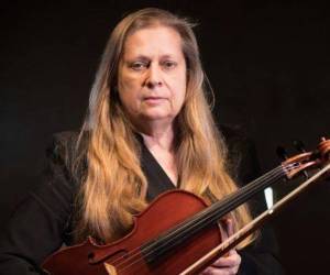 Penélope Knuth, la destacada música que falleció en accidente de la Orquesta de Cámara de Chile.