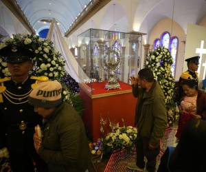 Miles de fieles llenaron la Basílica de Suyapa durante la celebración de los 279 años del hallazgo de la Virgen patrona de Honduras.