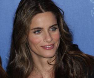 La actriz Amanda Peet reveló este sábado que el pasado otoño recibió un diagnóstico de cáncer de mama, en un ensayo publicado por The New Yorker en el que relata cómo esta noticia coincidió con la muerte de sus dos padres en un intervalo de semanas.