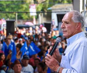 Nasry Asfura promete impulsar empleo, inversión y transparencia en su plan de gobierno.