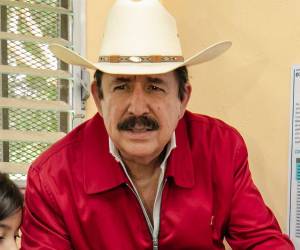 El expresidente Manuel Zelaya pidió a la militancia de Libre vigilar el proceso electoral hasta el escrutinio total del CNE.