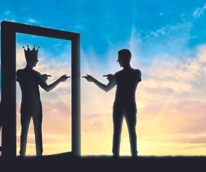 Artículo de Octavio Carvajal: Narcisista y trapecista