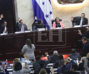 Debido a la importancia de las obras el titular del Poder Legislativo solicitó formalmente la dispensa de dos debates para agilizar la ratificación de las decisiones operativas de la estatal.​