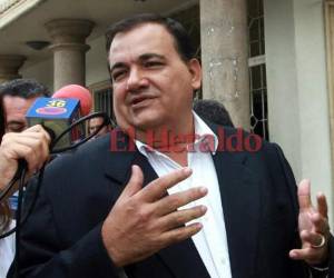 El caso del exfuncionario está a la espera de la fecha de inicio del debate mientras la Sala Constitucional resuelve los recursos presentados sobre el mencionado decreto.