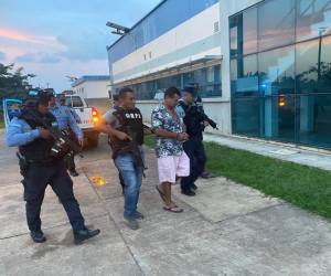 El detenido fue puesto a disposición de las autoridades.