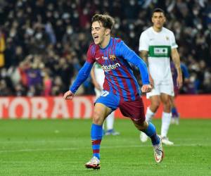 Internacional con España, Gavi, que cumplió los 18 años a principios de agosto, será renovado en un pequeño acto con público en la tarde del jueves en el Camp Nou.