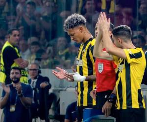 Kervin Arriaga ya debutó con el AEK Atenas de Grecia, actual campeón de ese país.