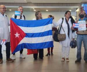 Santos afirmó que el gremio solicitó durante más de dos años información sobre el número de profesionales que integraban la brigada, sin obtener respuesta oficial.