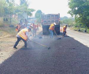 En el Corredor Turístico ya comenzó la reparación vial.