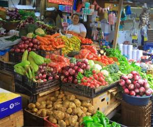 Honduras cerró 2025 con una inflación acumulada del 4,98 %, superior en 1,1 puntos porcentuales al 3,88 % registrado en 2024, según datos oficiales.