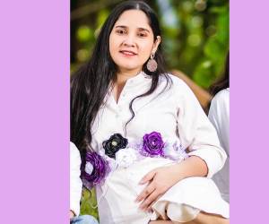 La muerte de la abogada Carla Yessenia López Brizuela no solo ha causado dolor y preocupación por la forma violenta en que fue asesinada, sino también por el mensaje que dejó publicado días antes de su crimen y que hoy conmueve en redes sociales.